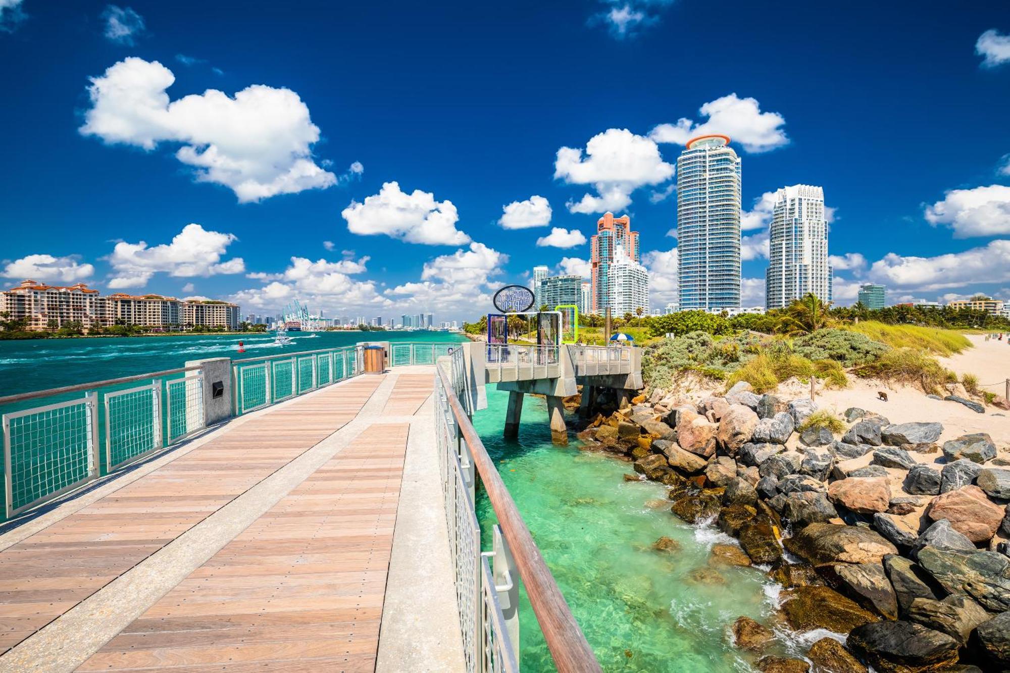 Beachfront Bentley Hotel One Bedroom Suite With Balcony And Beach Access Miami Beach Exterior photo